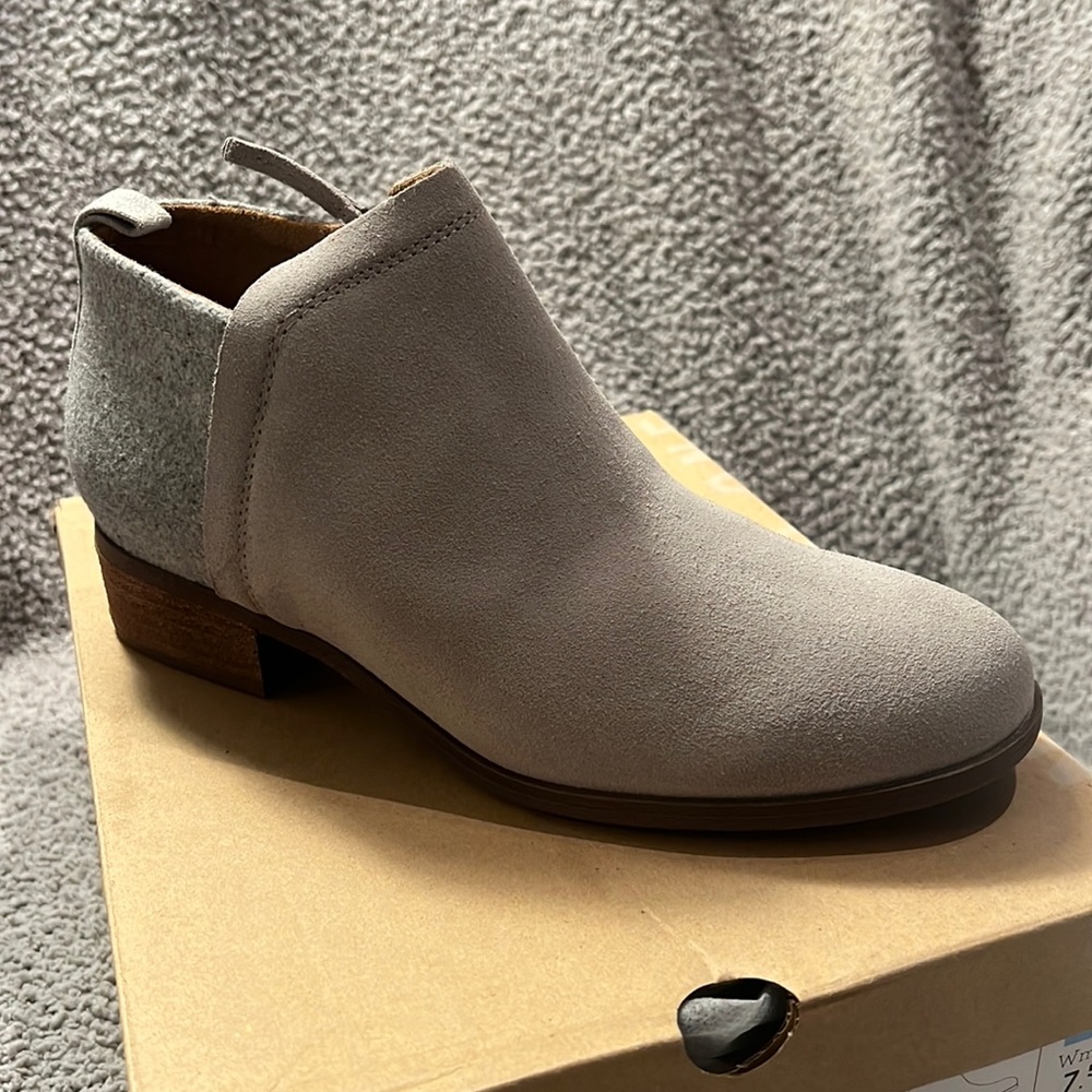 Tom’s Deia Drizzle Suede Booties Women’s 7.5 Grey